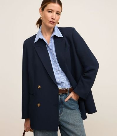 Blazer Oversized en Sastrería Traspasado con Botones