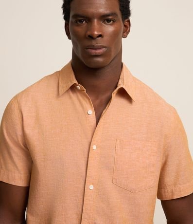 Camisa Comfort Básica en Lino con Bolsillo Delantero 3