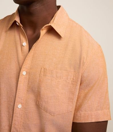 Camisa Comfort Básica en Lino con Bolsillo Delantero 4