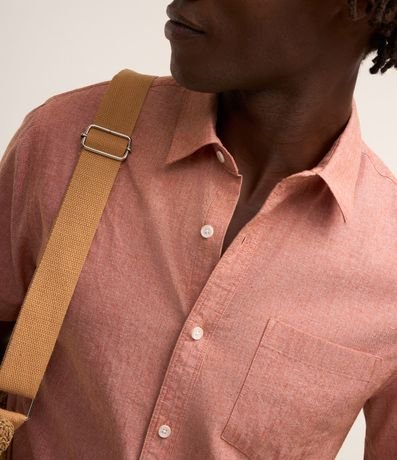 Camisa Comfort Básica en Lino con Bolsillo Delantero 4
