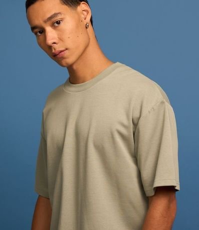 Remera Boxy con Tecnología Dry y Algodón 5