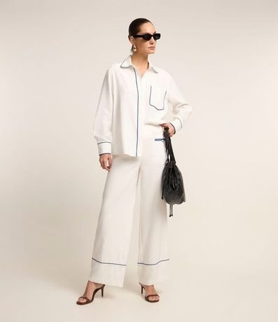 Camisa en Viscosa con Bolsillo Delantero y Detalles Contrastantes 2