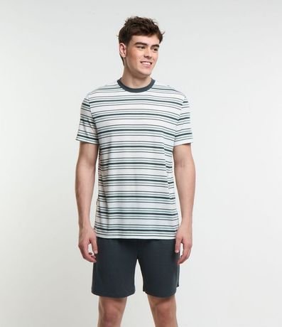 Pijama Corto con Rayas Finas Horizontales