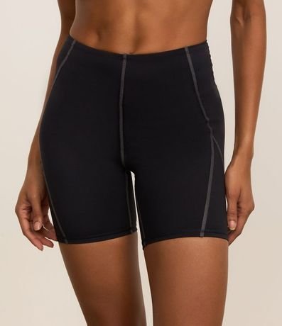 Bermuda Deportiva en Microfibra con Detalle de Costuras y Bolsillo con Cremallera 2