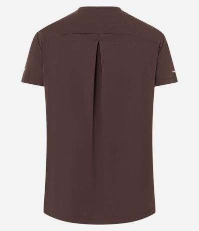 Remera Deportiva Texturizada con Detalle Reflectante 7