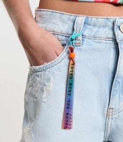Short en Jeans con Cinta de Colores y Bajo Desabrochado 3