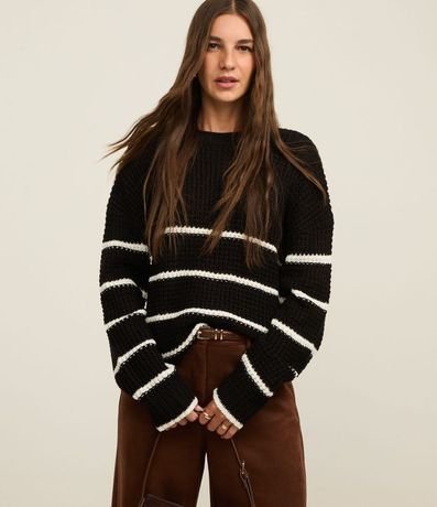 Suéter en Punto con Sisa Deslocada y Rayas Horizontales
