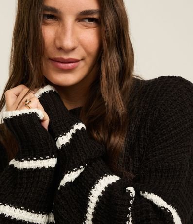 Suéter en Punto con Sisa Deslocada y Rayas Horizontales 4