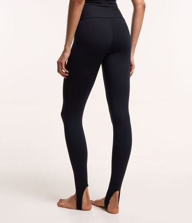 Pantalón Legging Deportiva en Poliamida con Asa no Pé 3