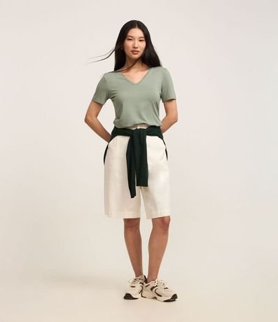 Blusa en Viscosa con Escote V y Manga Corta sin Estampa 2