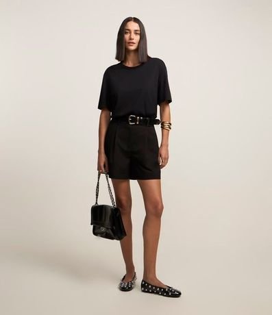 Bermuda Sastrería Liso con Pliegues Delanteros 2