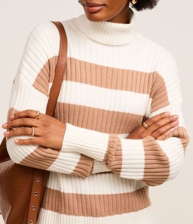 Suéter Punto con Cuello Alto y Estampa Rayada 4