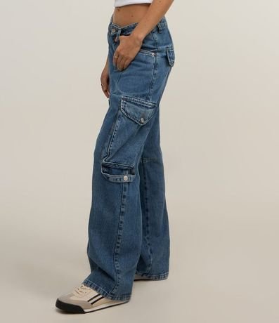 Pantalón Recto en Jeans con Recorte y Bolsillo Cargo 4