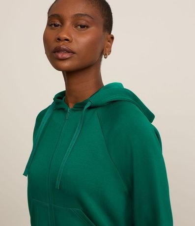 Campera Deportiva en Modal con Capucha 4