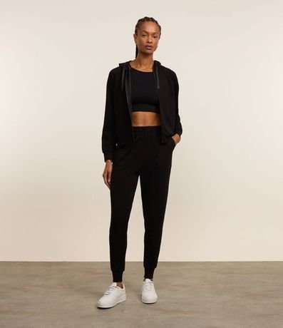 Campera Deportiva en Modal con Capucha 2