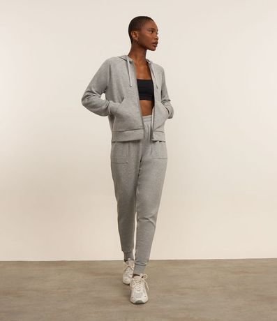 Campera Deportiva en Modal con Capucha 2