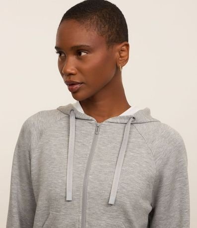 Campera Deportiva en Modal con Capucha 5