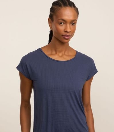 Remera en Microfibra con Escote Redondo 4