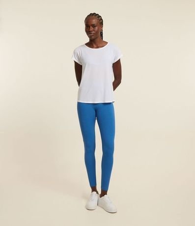 Remera en Microfibra con Escote Redondo