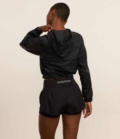 Campera Rompevientos Deportiva con Bolso 3