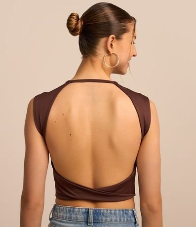 Blusa Cropped en Microfibra con Espalda Abierta 4