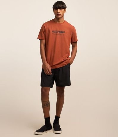 Remera Comfort en Algodón Peruano con Estampa de Montaña 2