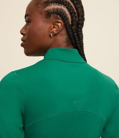 Campera Deportiva en Microfibra con Recortes y Bolsillos 5