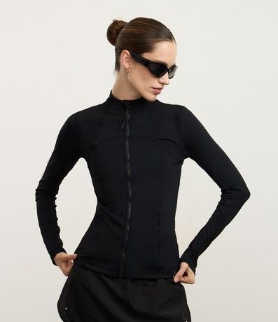 Campera Deportiva en Microfibra con Recortes y Bolsillos 2