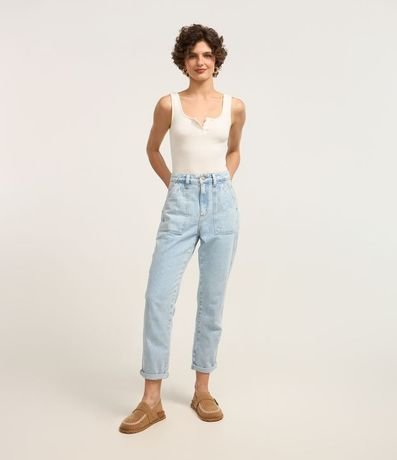 Pantalón Mom en Jeans con Bolsillos Cuadrados