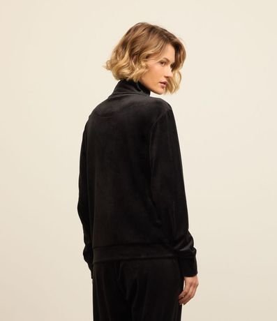 Campera en Microfibra con Cuello Alto y Cremallera 3