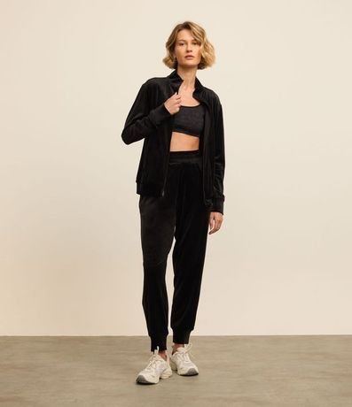 Pantalón Deportivo en Microfibra con Cintura Elástica