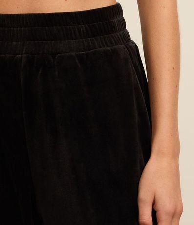 Pantalón Deportivo en Microfibra con Cintura Elástica 4