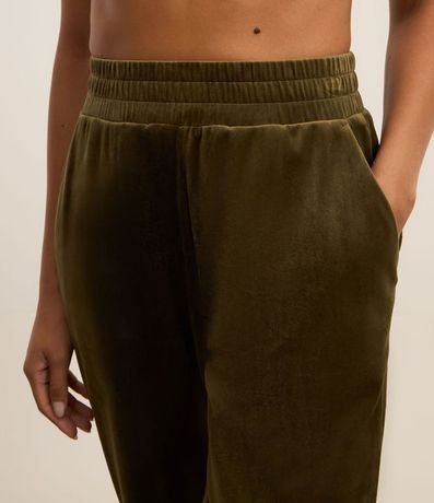 Pantalón Deportivo en Microfibra con Cintura Elástica 4
