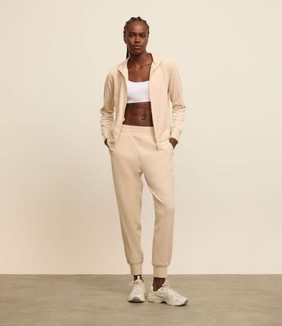Pantalón Deportivo en Microfibra con Cintura Elástica