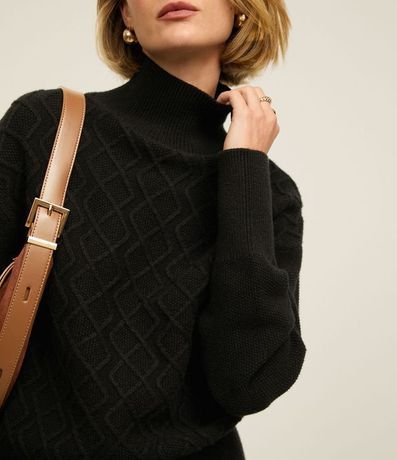 Suéter en Tricot con Cuello Alto y Bordado de Losangos 3