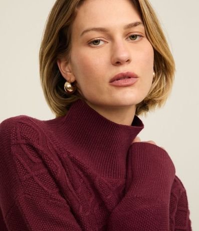 Suéter en Tricot con Cuello Alto y Bordado de Losangos 4