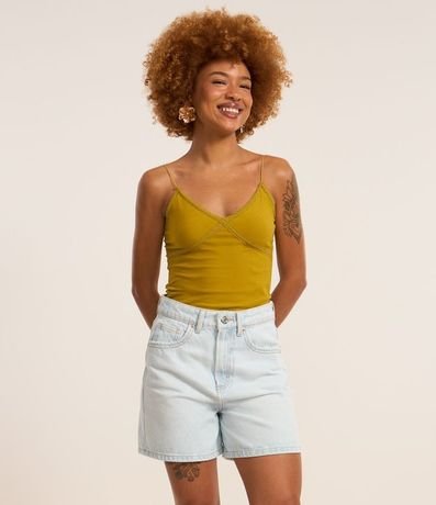 Short Mom Tiro Alto en Jeans con Bolsillos 2