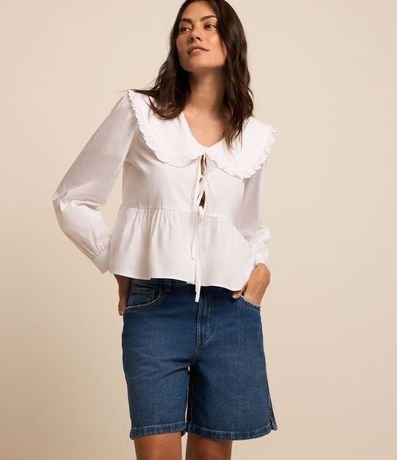 Bermuda en Jeans con Cintura Mediana y Detalle en el Bajo 2