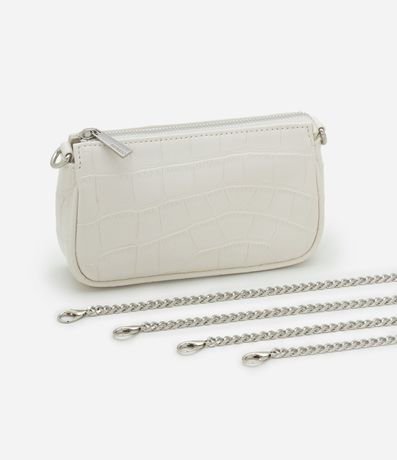 Cartera Baguette Pequeña en PU con Textura Croco con Asa Corta 7