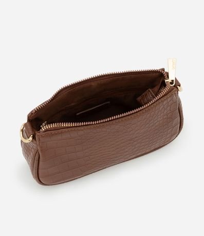 Cartera Baguette Pequeña en PU con Textura Croco con Asa Corta 4