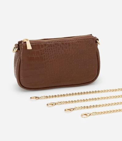 Cartera Baguette Pequeña en PU con Textura Croco con Asa Corta 7