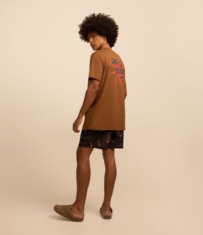 Remera Comfort en Algodón con Estampa Waikiki Shore 2