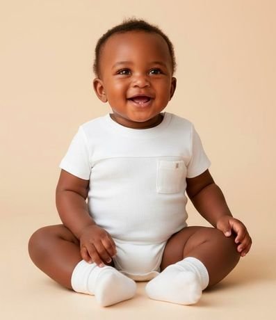 Body Infantil en Algodón con Recorte Acanalado y Bolsillo - Talle 0 a 18 meses
