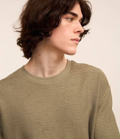 Remera Relaxed Soft con Cuello Redondo 4