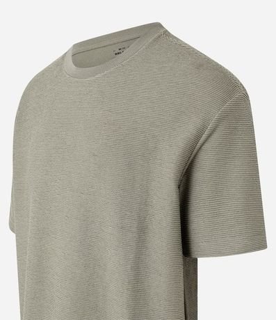 Remera Relaxed Soft con Cuello Redondo 6