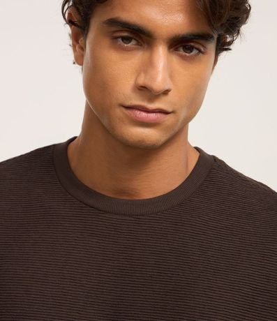 Remera Relaxed Soft con Cuello Redondo 3