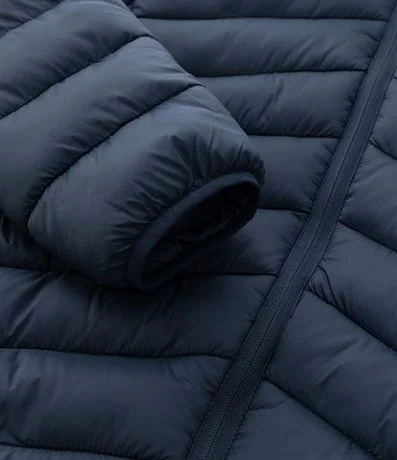 Campera Ultraleve Infantil con Capucha - Talle 5 a 14 años 4