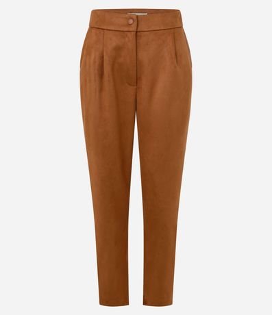 Pantalón Carrot en Gamuza con Bolsillos