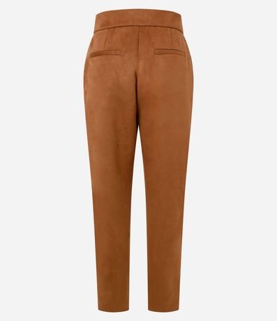 Pantalón Carrot en Gamuza con Bolsillos 2