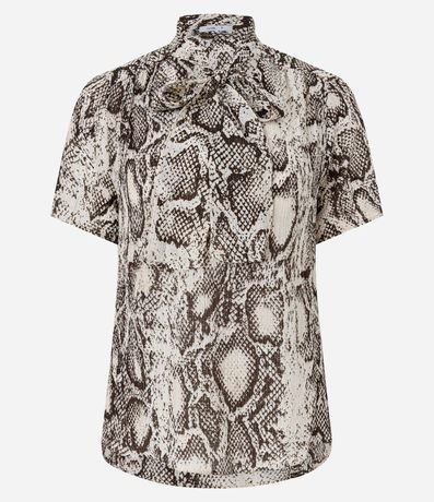 Blusa en Chiffon con Cuello Lazo y Estampa de Serpiente 6